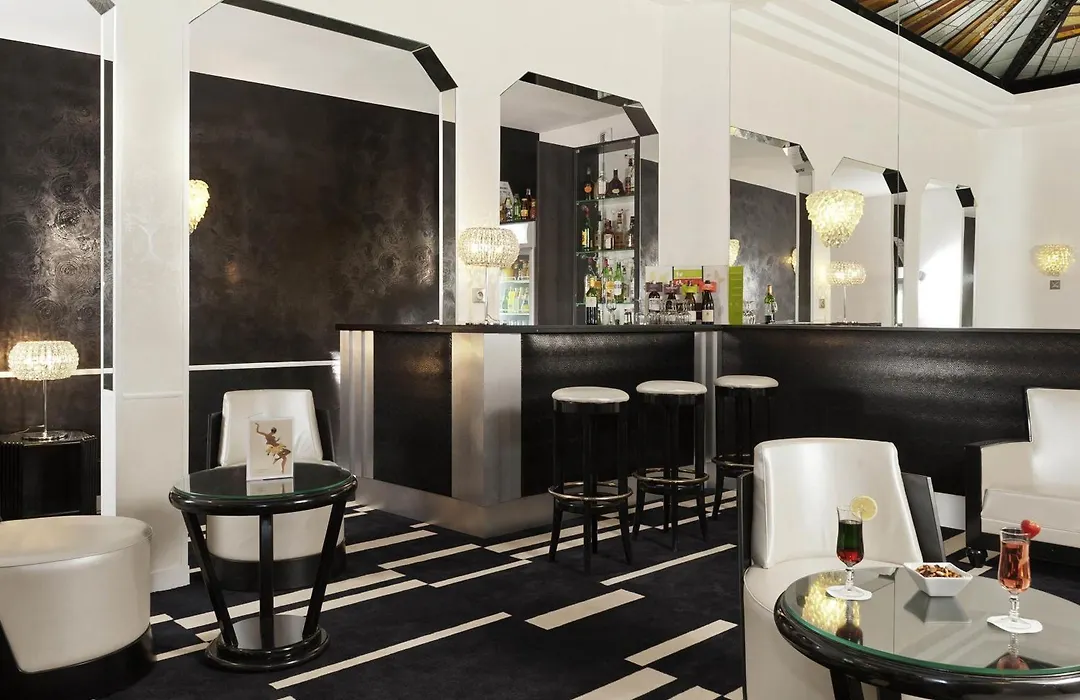 Mercure Paris Opera Faubourg Montmartre-1