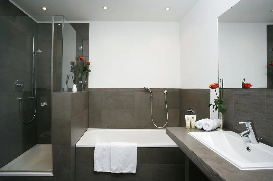 Hotel Regina -Garni Köln-1