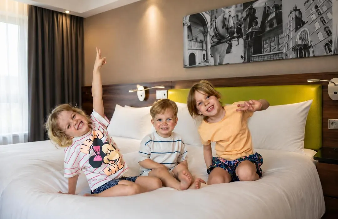 Hampton By Hilton Krakow-1