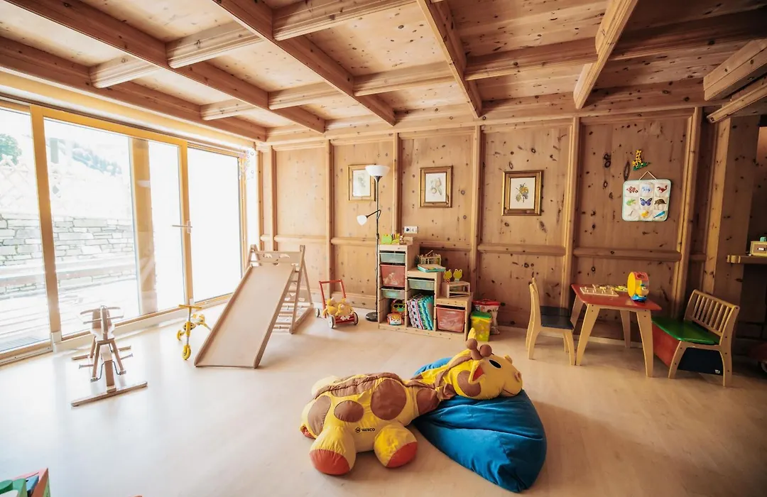 Wellness- und Familienhotel Egger-1