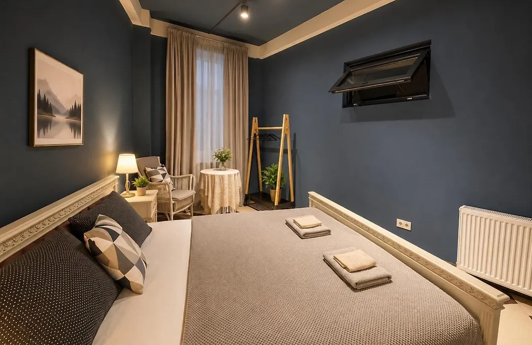Firuzi Apartment Tbs-1