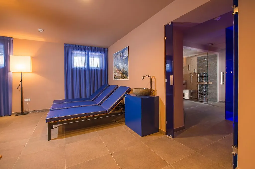 Seeberg Garni Hotel-1