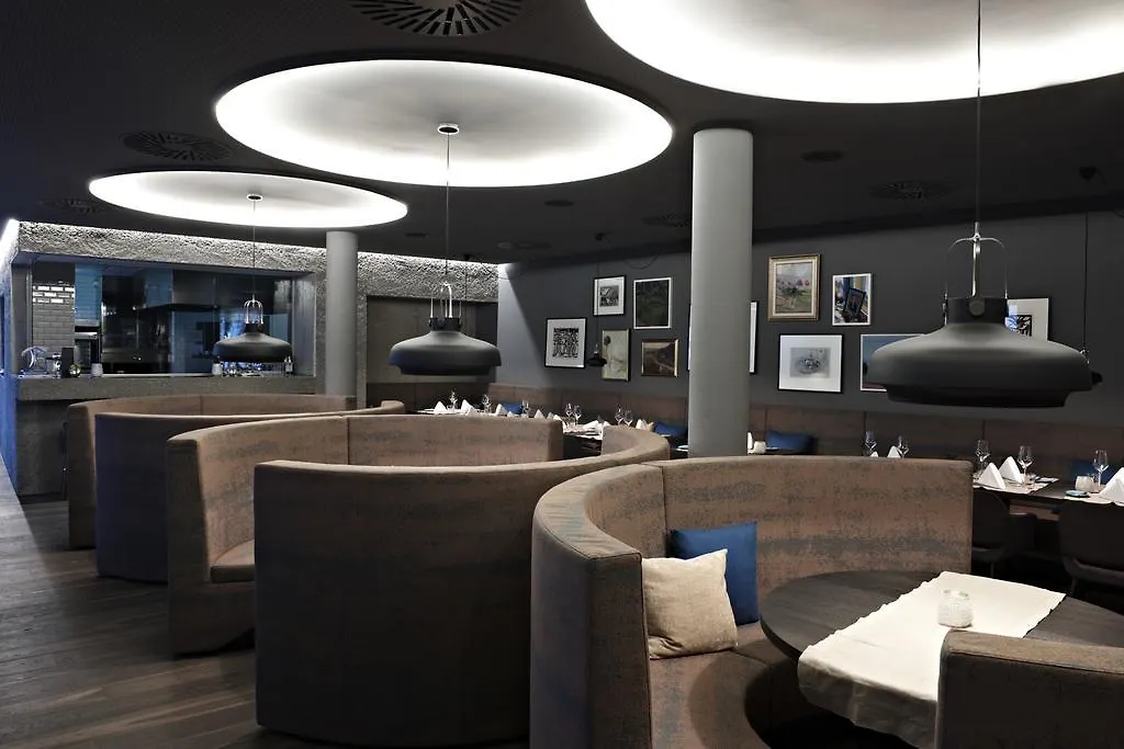 Badhaus - Hotel/Restaurant/Café-1