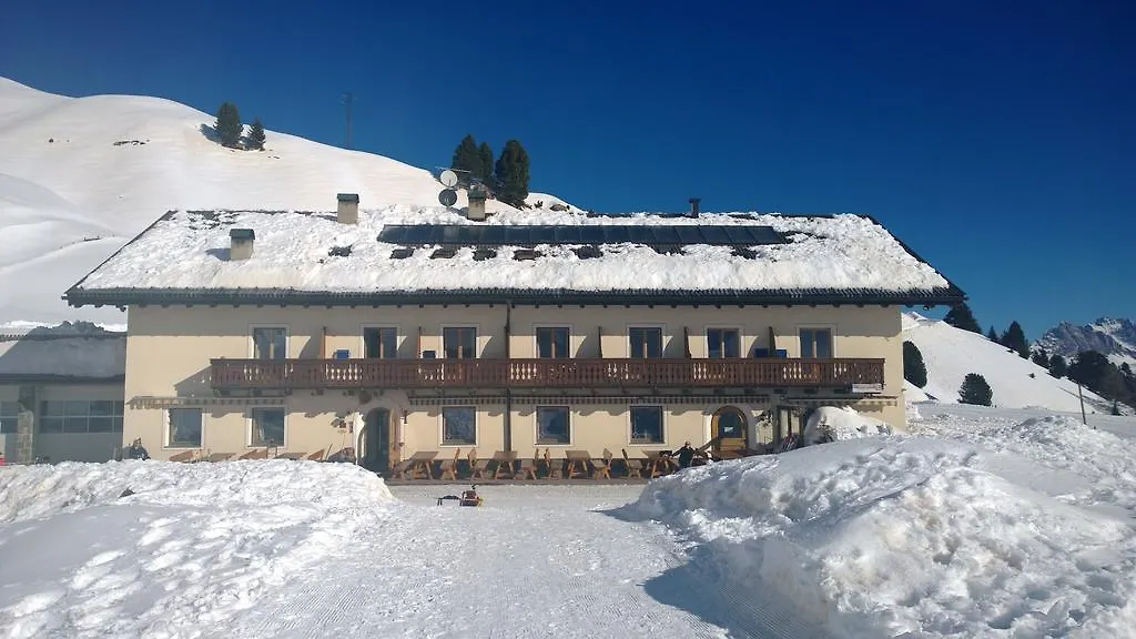Mahlknechthuette Seiseralm-1