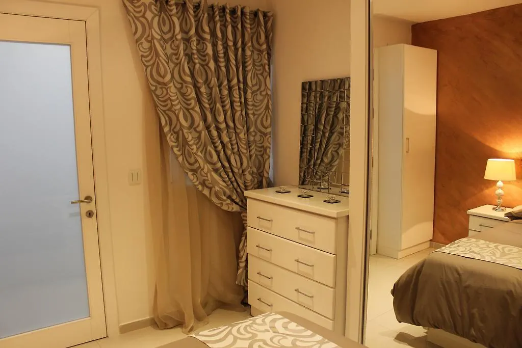 St. Elmo Apartments-1