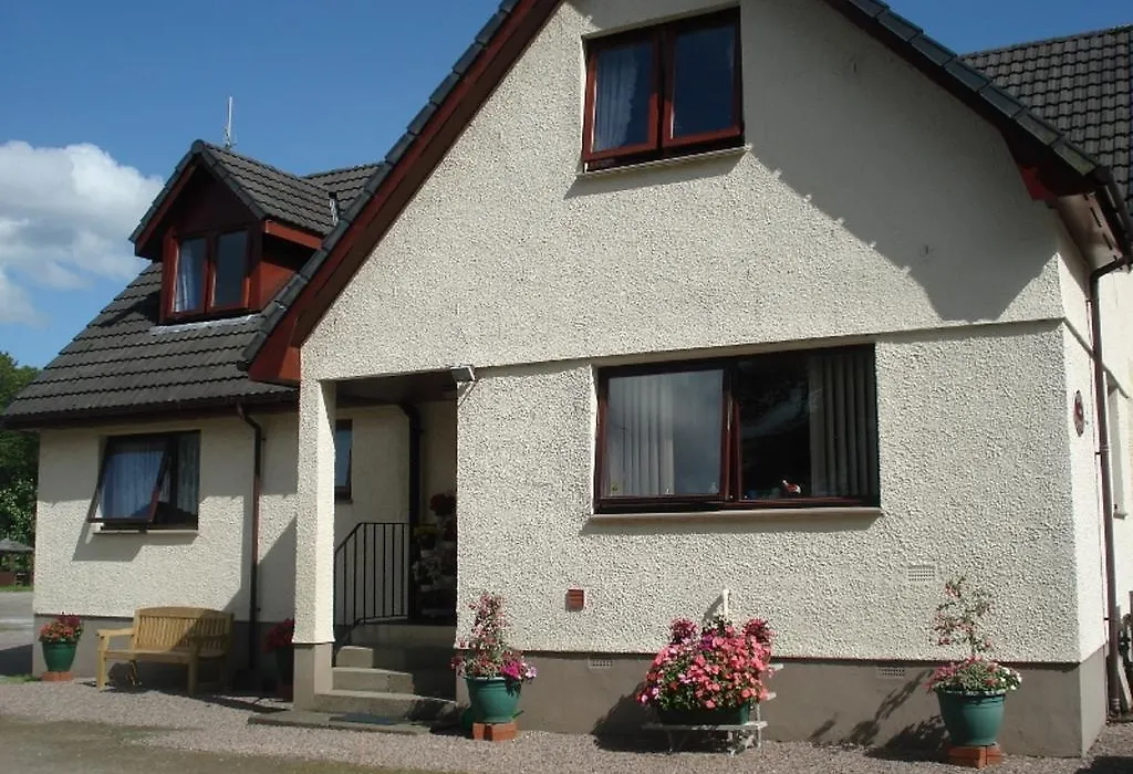 Thistle Cottage-1