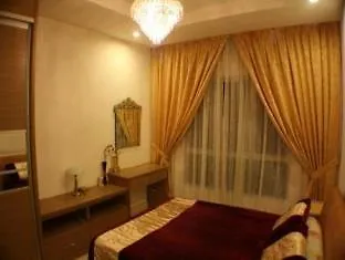 Short Stays Condominium-1