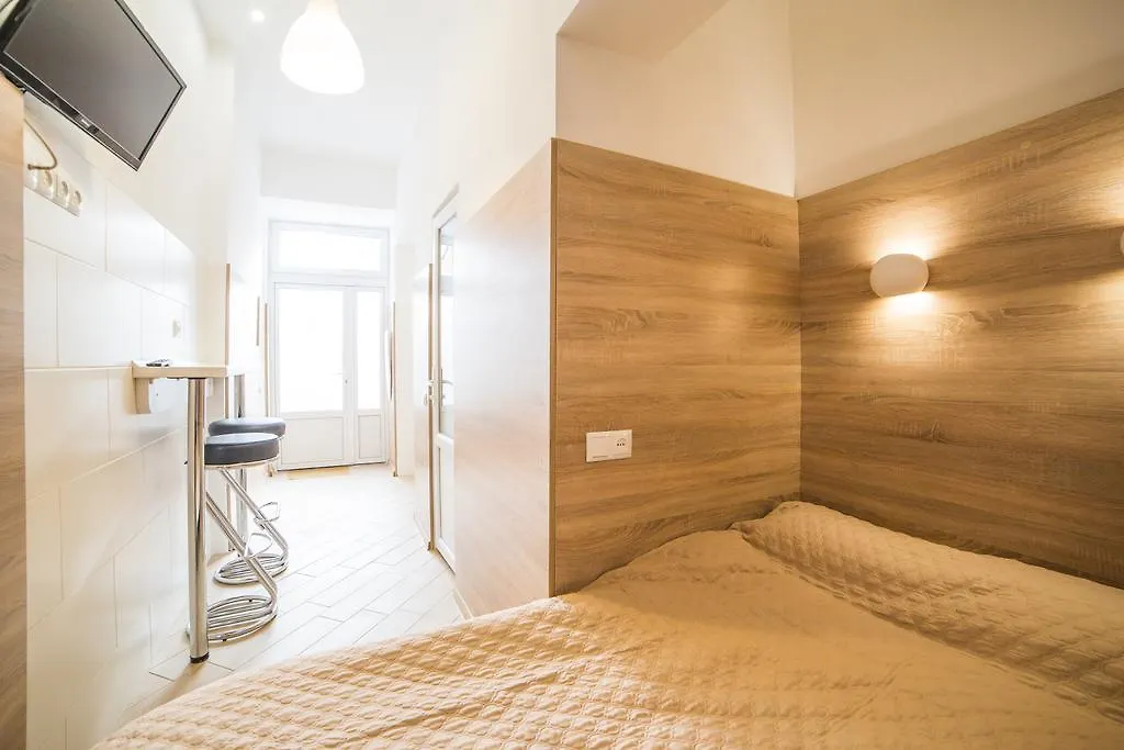 Apartment On Kulisha 29-А-1