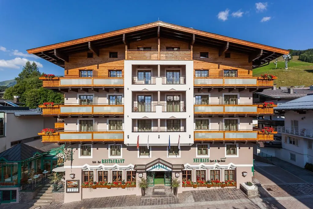 Hotel Neuhaus-1