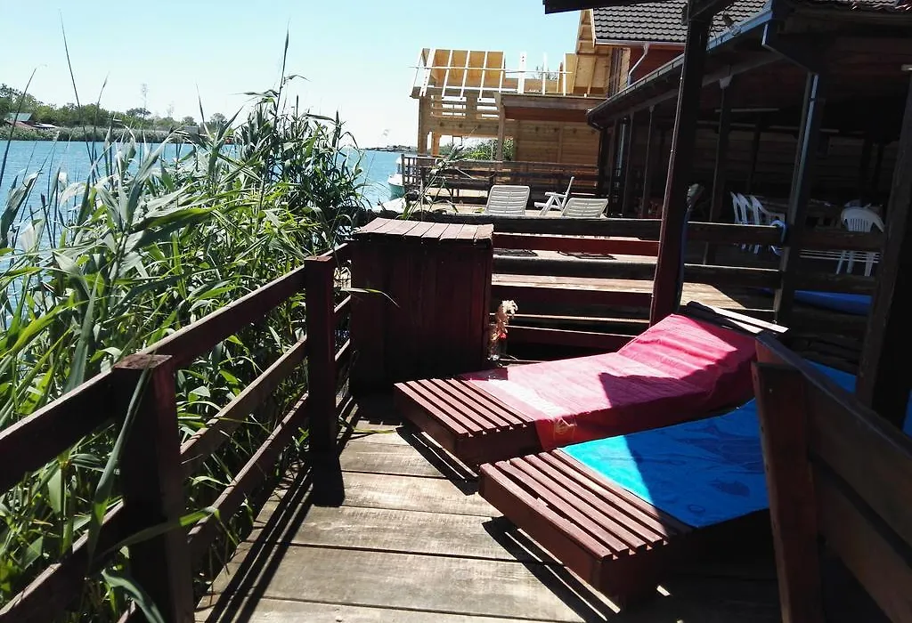 Ada Bojana Apartmani-1