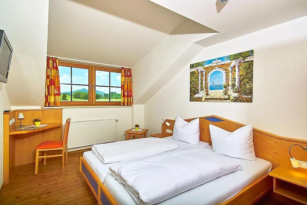 Landhotel Wiesbauer-1