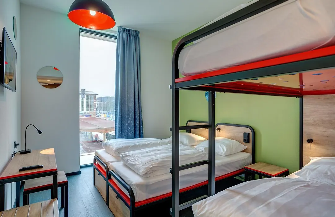 Meininger Hotel Amsterdam Amstel-1