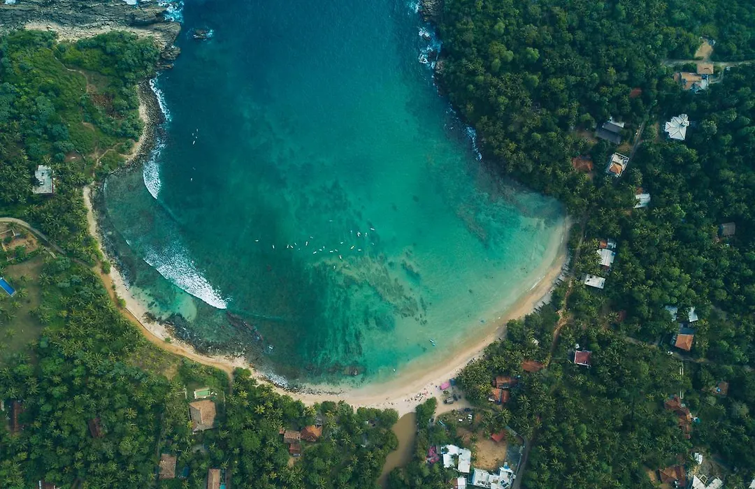 Dots Bay House-1