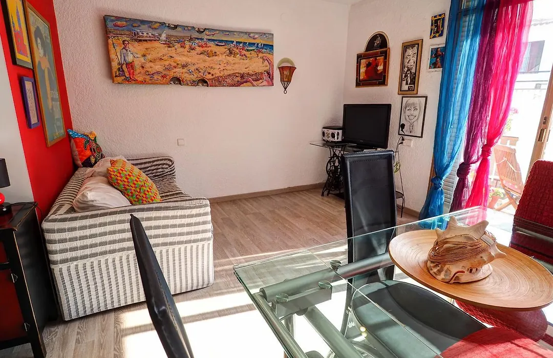 Aquarium Apartment By Hello Homes Sitges-1