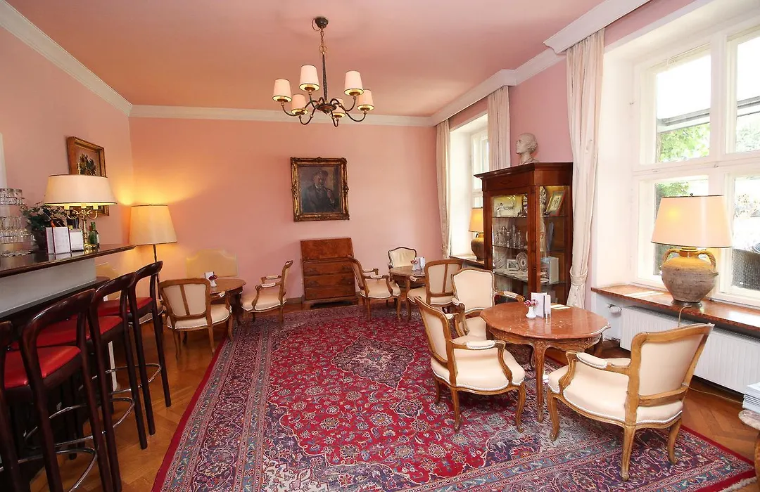 Hotel Leopold-1