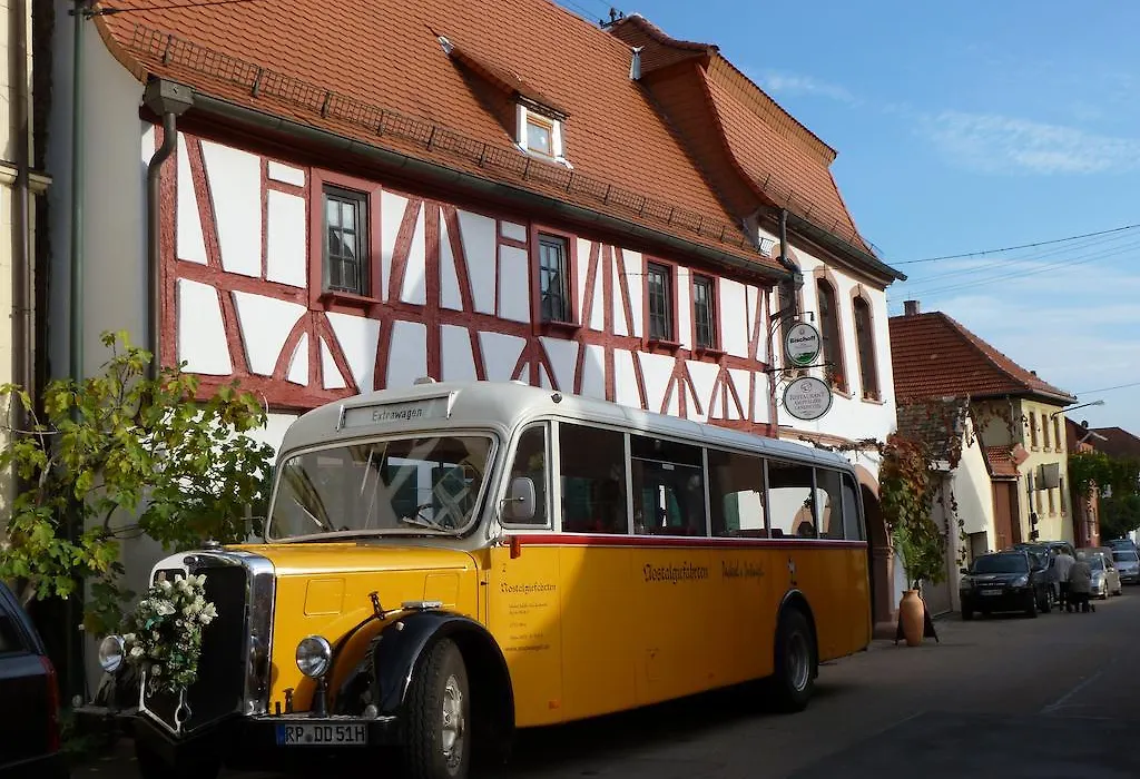 Pfälzer Landhotel Heinrich-1