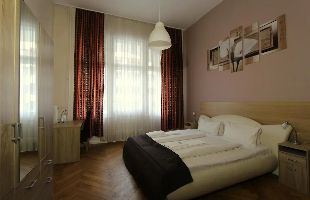 Hotel Elegia am Kurfürstendamm-1