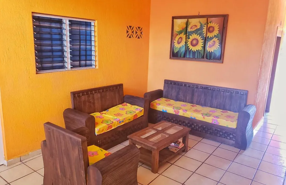 Casa De Huespedes Cielito Lindo-1