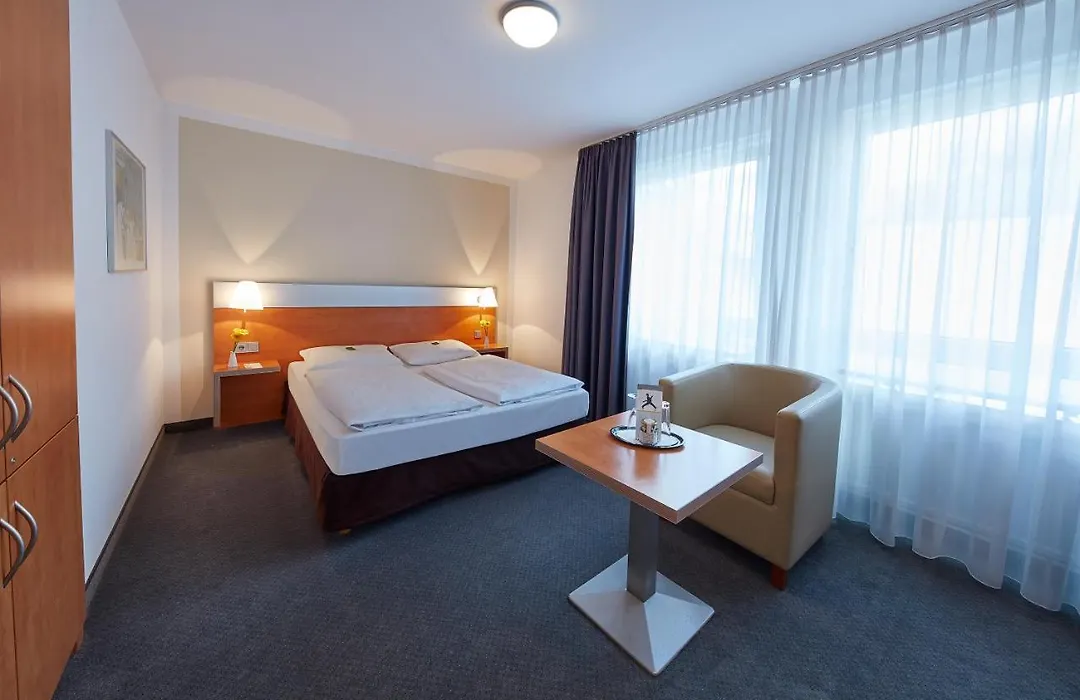 Ghotel Hotel & Living Muenchen-Nymphenburg-1