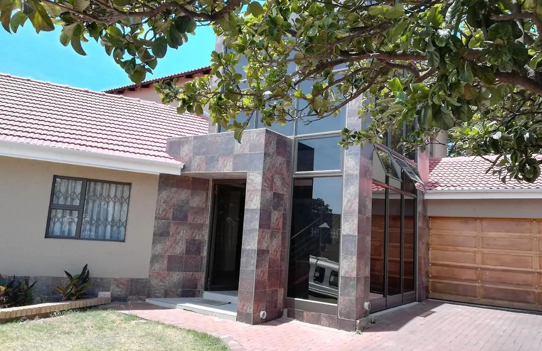 Lalela House Boutique Guesthouse - Free Wifi & Secure Parking-1