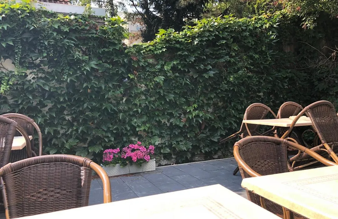 Hotel am Schloss-1