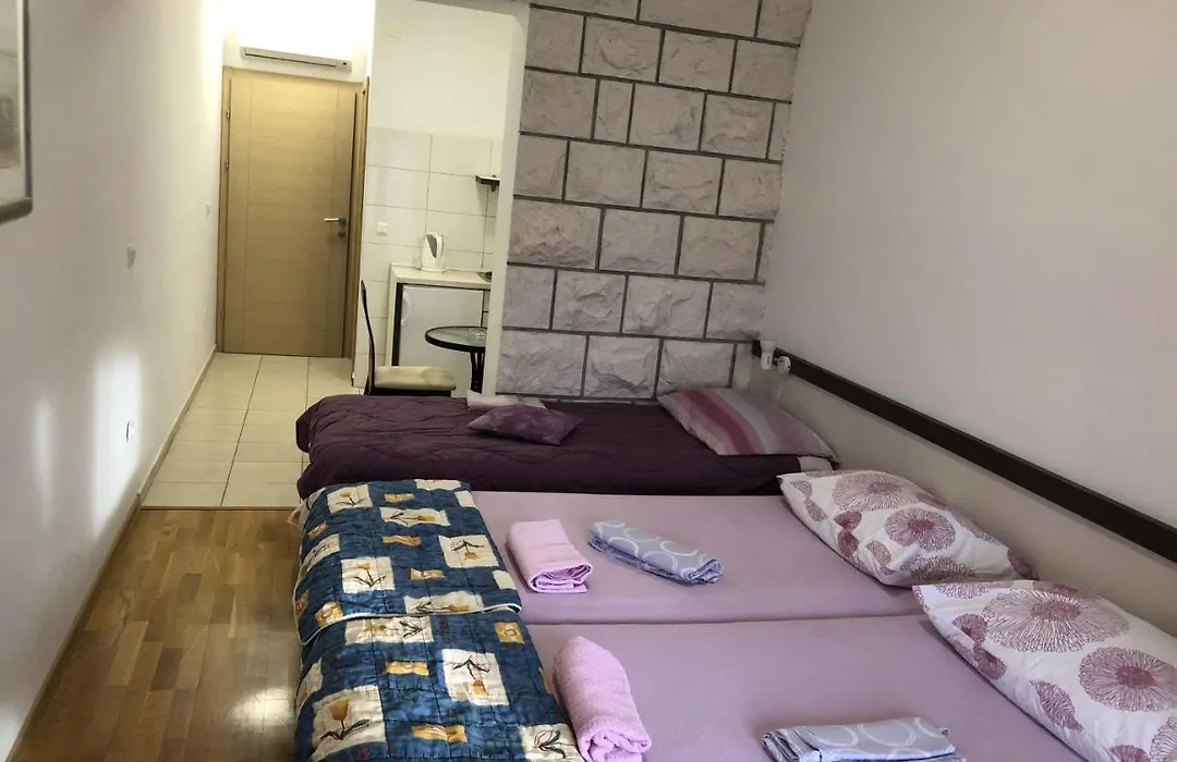 Apartmani Ancora-1