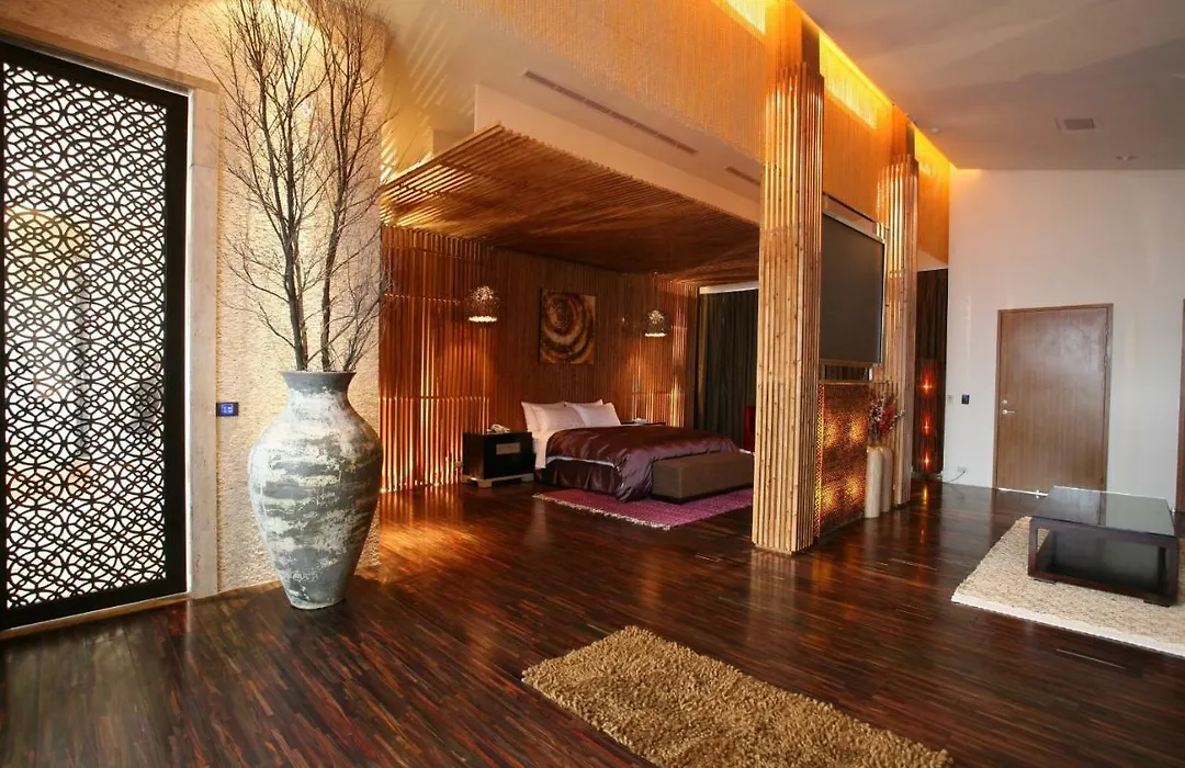 Chateau Boutique Motel-1