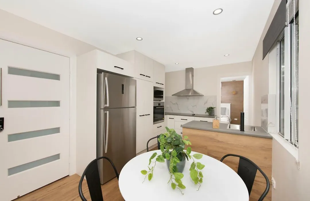 Cosy 2 Bedroom Home-1