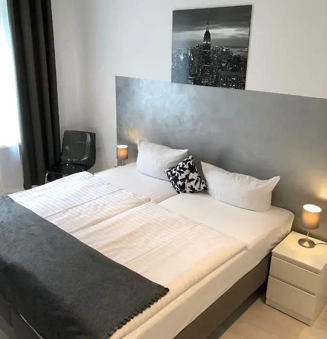 Liberty Hotel Cologne-1