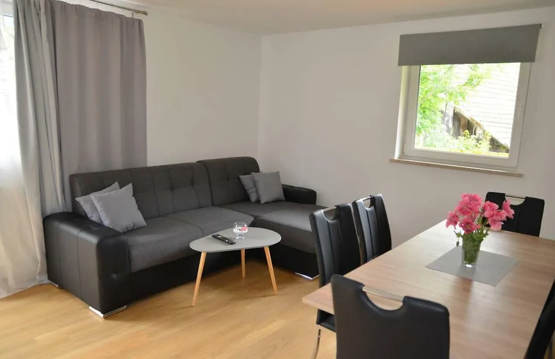 Apartmaji Gaby-1