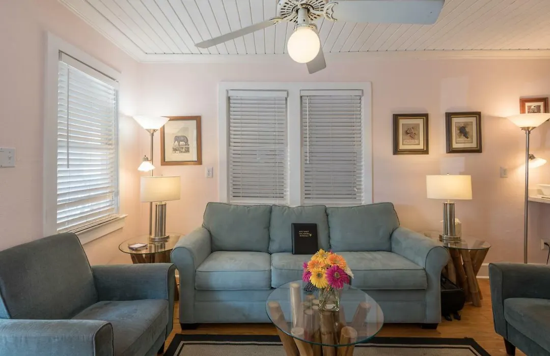 Amelia House-1
