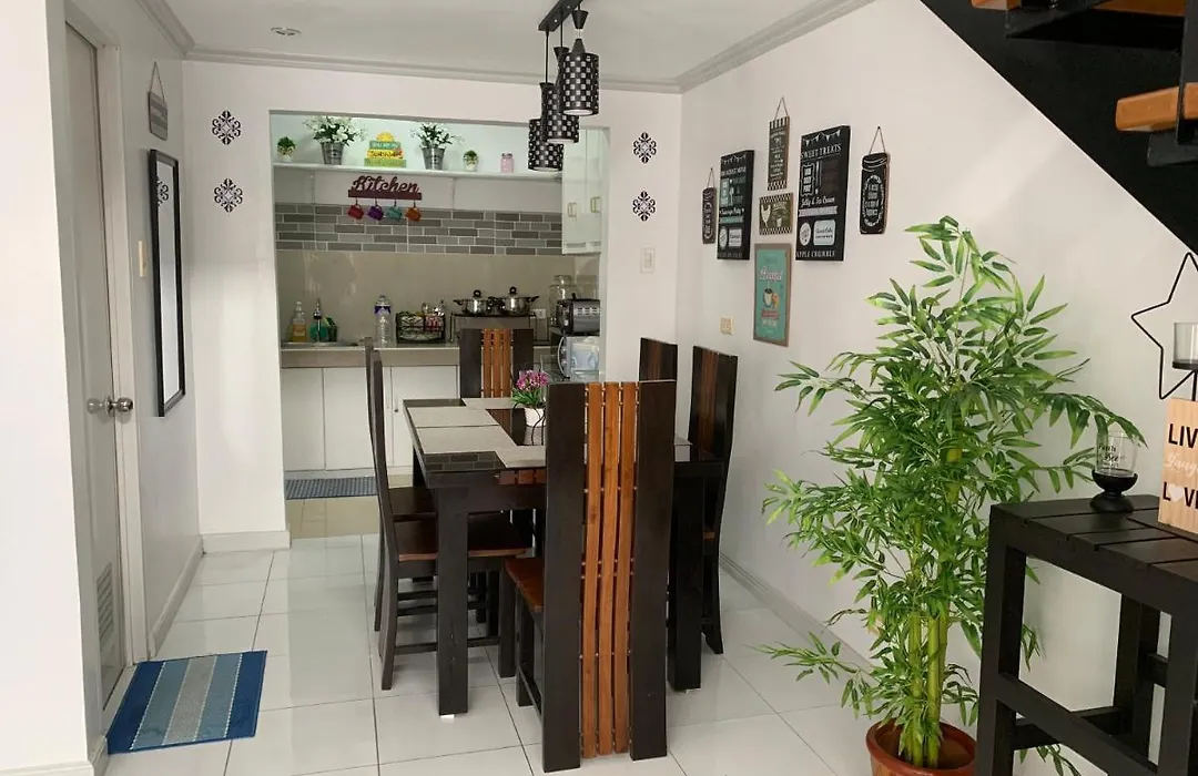 D'Waldz Villa Tagaytay-1