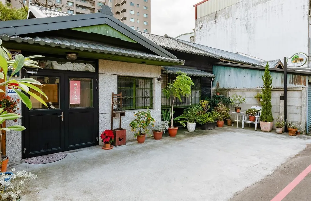Hearty Cottage-1