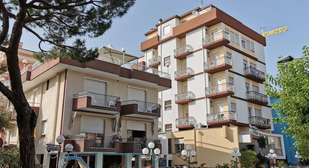Hotel Cosmos-1