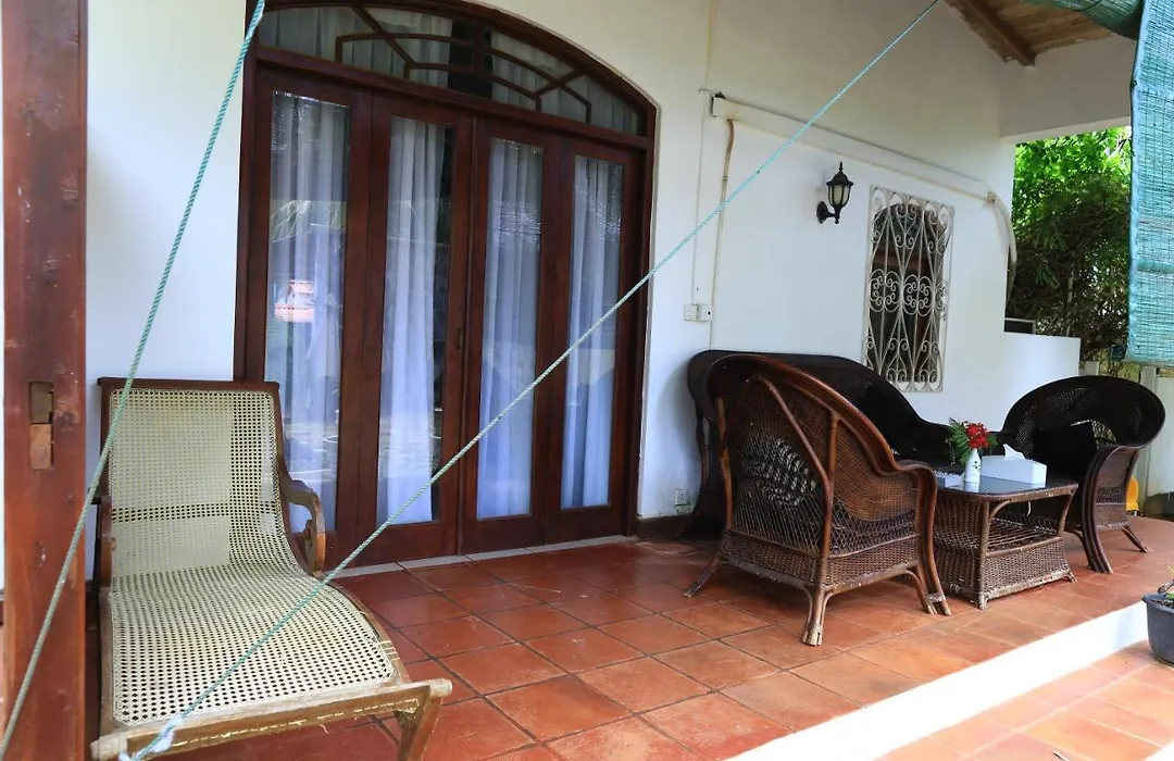 Coconut Beach Lodge-1