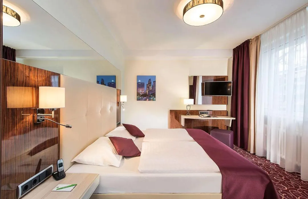 ibis Styles Berlin an der Oper-1