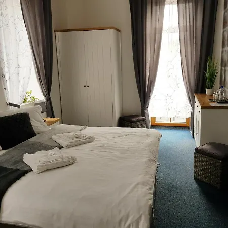Hotel Camelot-2