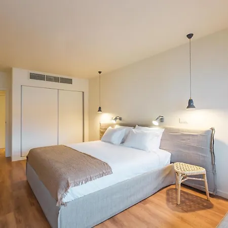 Three House Hotel-2