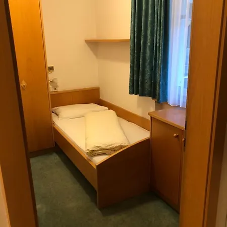 Hotel Residence Lorenz-3