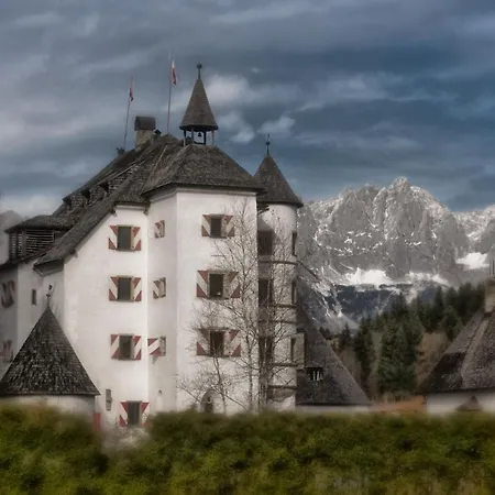 Schloss Münichau-3
