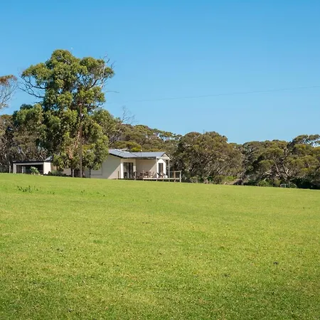 Antechamber Bay Retreats-3