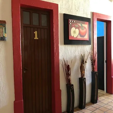 Hostal De Los Reyes-3