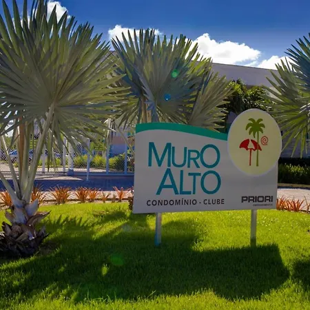 Flat Terreo Muro Alto Condominio Clube Com Sala Reversivel Para Segundo Quarto-3