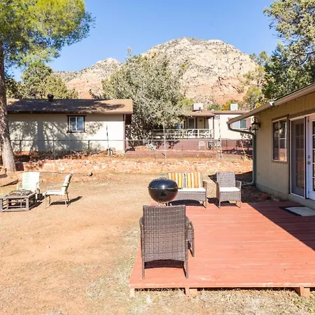 Spacious House With Hot Tub Spa, To Enjoy Red Rock View, Near Amitabha Stupa, And Trails-3