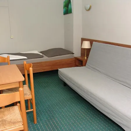 City-Hotel Ansbach Am Kurfuerstendamm-3