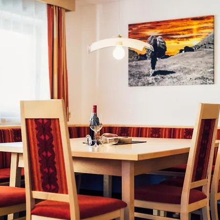 Apart Hotel Reblaus-3