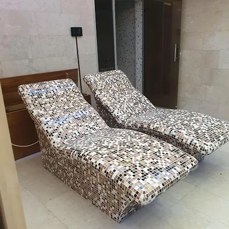 Cvetni Sokak Lux & Spa, Vila Elsa 2-3