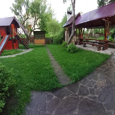 Sadyba Три Серця Чан Баня Яремче-3