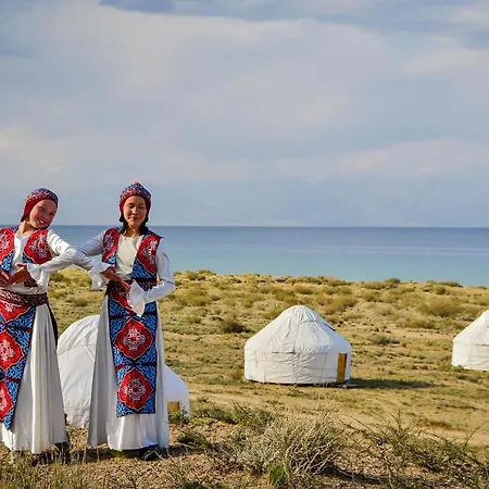 Feel Nomad Yurt Camp-3