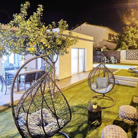 Cubo'S Cozy & Modern Sol De Malaga-2